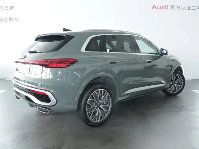 Audi Q5L — Фото автомобиля 4
