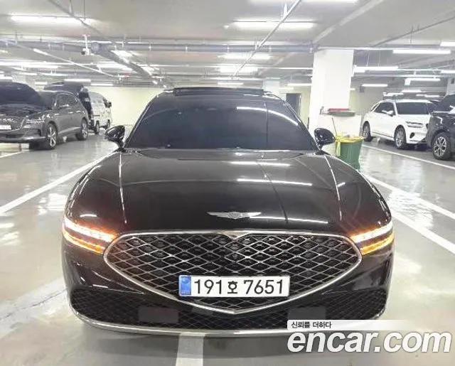 Genesis G90 Бензин 3.5 турбо AWD — Фото автомобиля 10