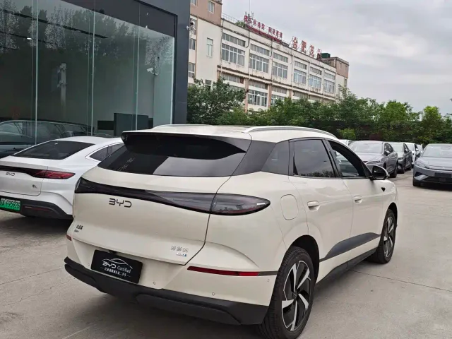 BYD Sealion 06 — Фото автомобиля 4