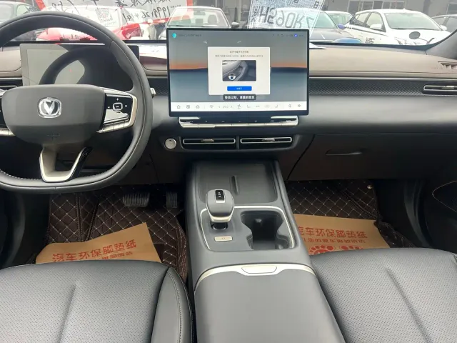 Changan Eado — Фото автомобиля 7
