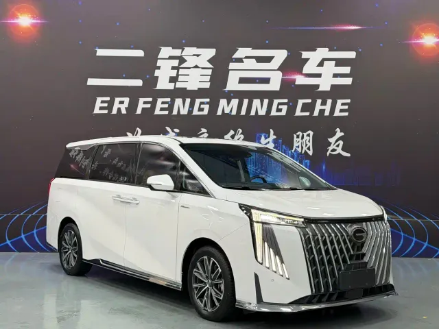 GAC Trumpchi M8 — Фото автомобиля 3