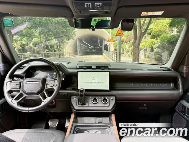 Land Rover Defender Defender (L663) — Фото автомобиля 11