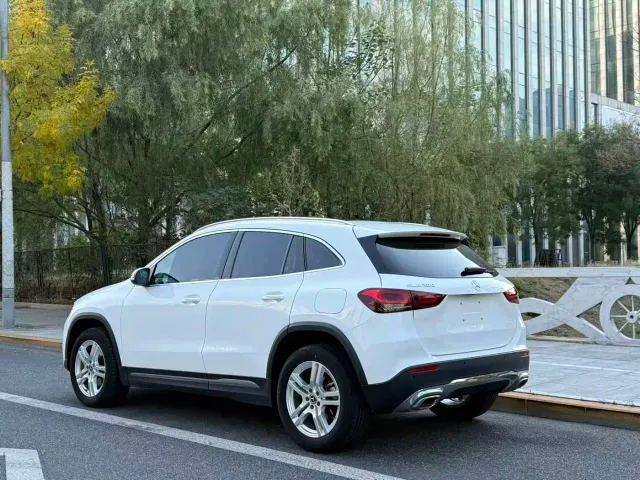 Mercedes-Benz GLA-Class — Фото автомобиля 17