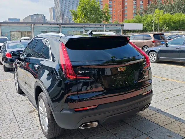 Cadillac XT4 — Фото автомобиля 4