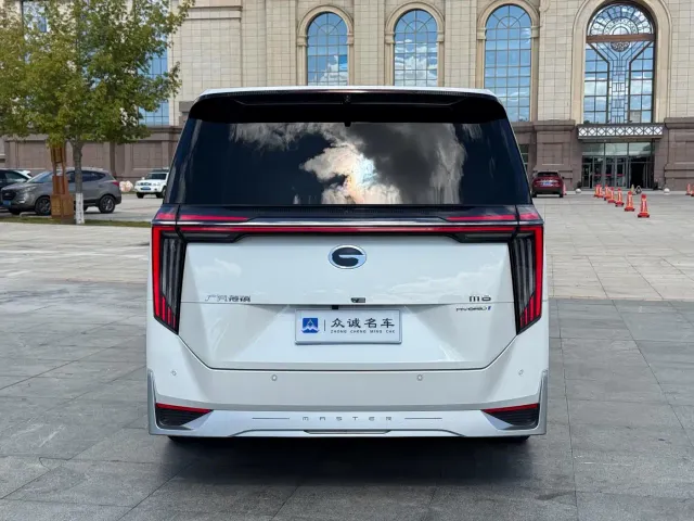 GAC Trumpchi M8 — Фото автомобиля 8