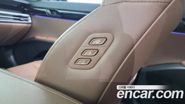 Hyundai Grandeur GN7 — Фото автомобиля 30