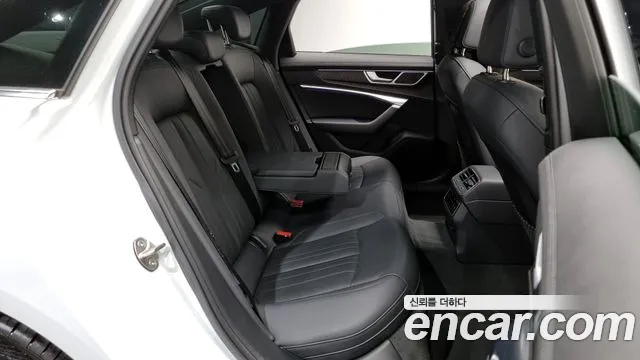 Audi A6 45 TFSI quattro Premium — Фото автомобиля 12