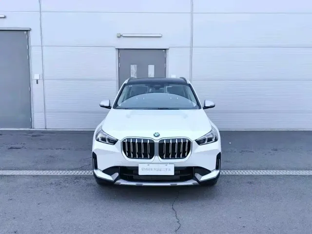 BMW X1 — Фото автомобиля 2