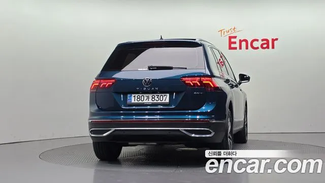 Volkswagen Tiguan Tiguan 2 поколение 2.0 TDI 4Motion Prestige — Фото автомобиля 4