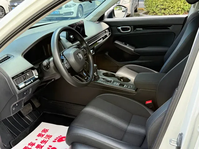 Honda Civic — Фото автомобиля 8