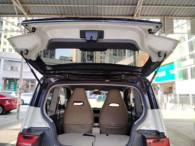 Wuling Hongguang Mini EV — Фото автомобиля 18