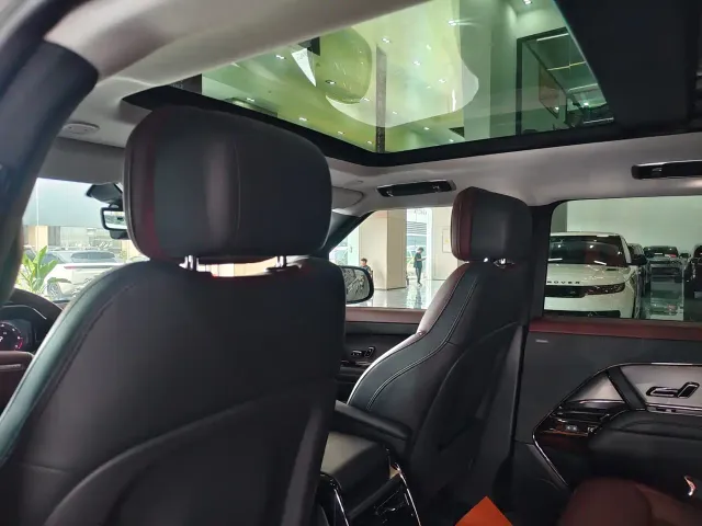 Land Rover Range Rover Sport — Фото автомобиля 11