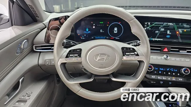Hyundai AVANTE Новый Avante (CN7) — Фото автомобиля 11