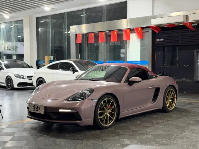 Фотография автомобиля — Porsche 718