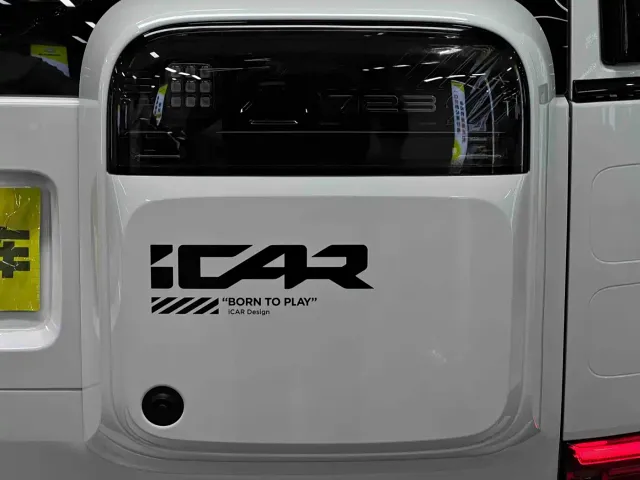 iCAR V23 — Фото автомобиля 12