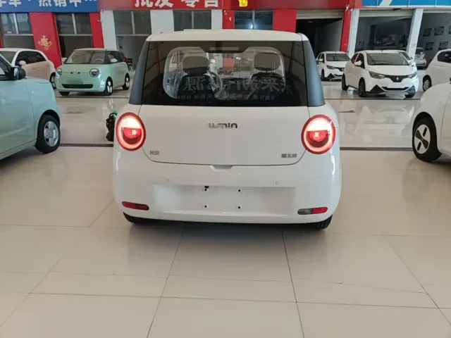 Changan Lumin — Фото автомобиля 5