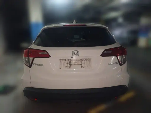 Honda Vezel — Фото автомобиля 3
