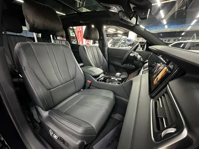 Li Auto ONE — Фото автомобиля 17