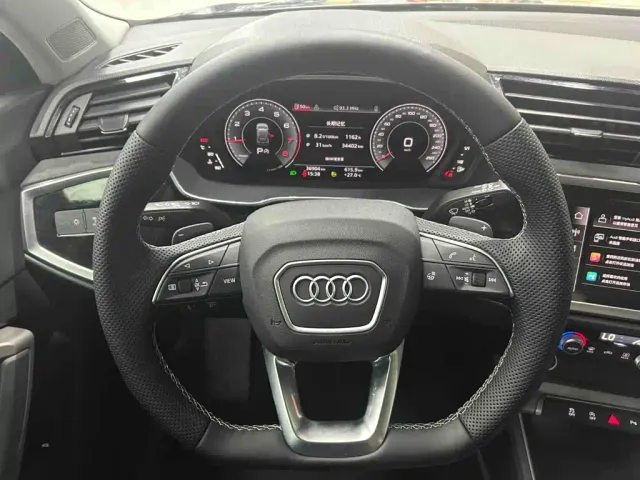 Audi Q3 — Фото автомобиля 8