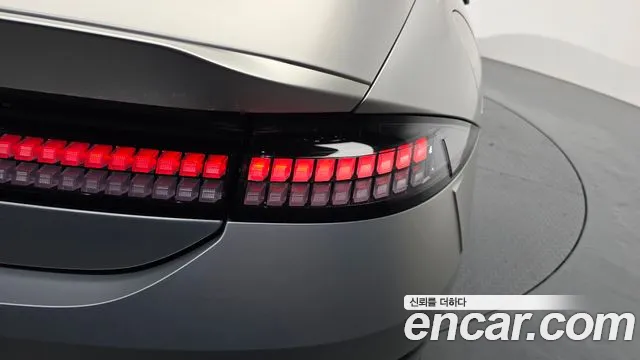 Hyundai Ioniq6 — Фото автомобиля 22