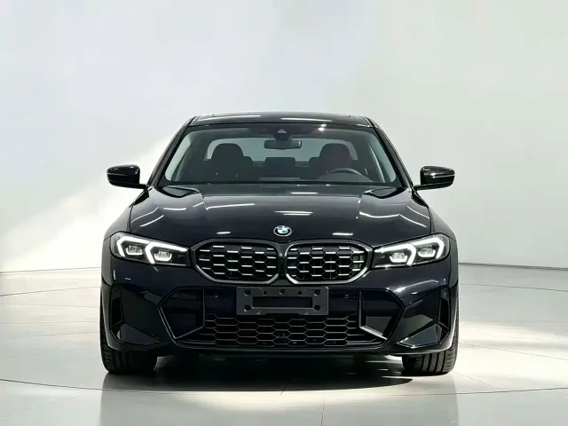 BMW 3 Series — Фото автомобиля 3
