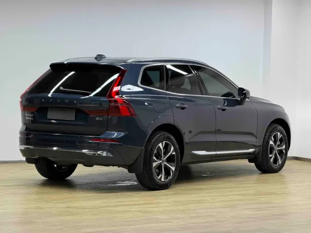 Volvo XC60 — Фото автомобиля 27