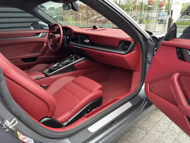 Porsche 911 — Фото автомобиля 11