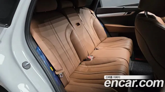 Genesis G80 RG3 — Фото автомобиля 17