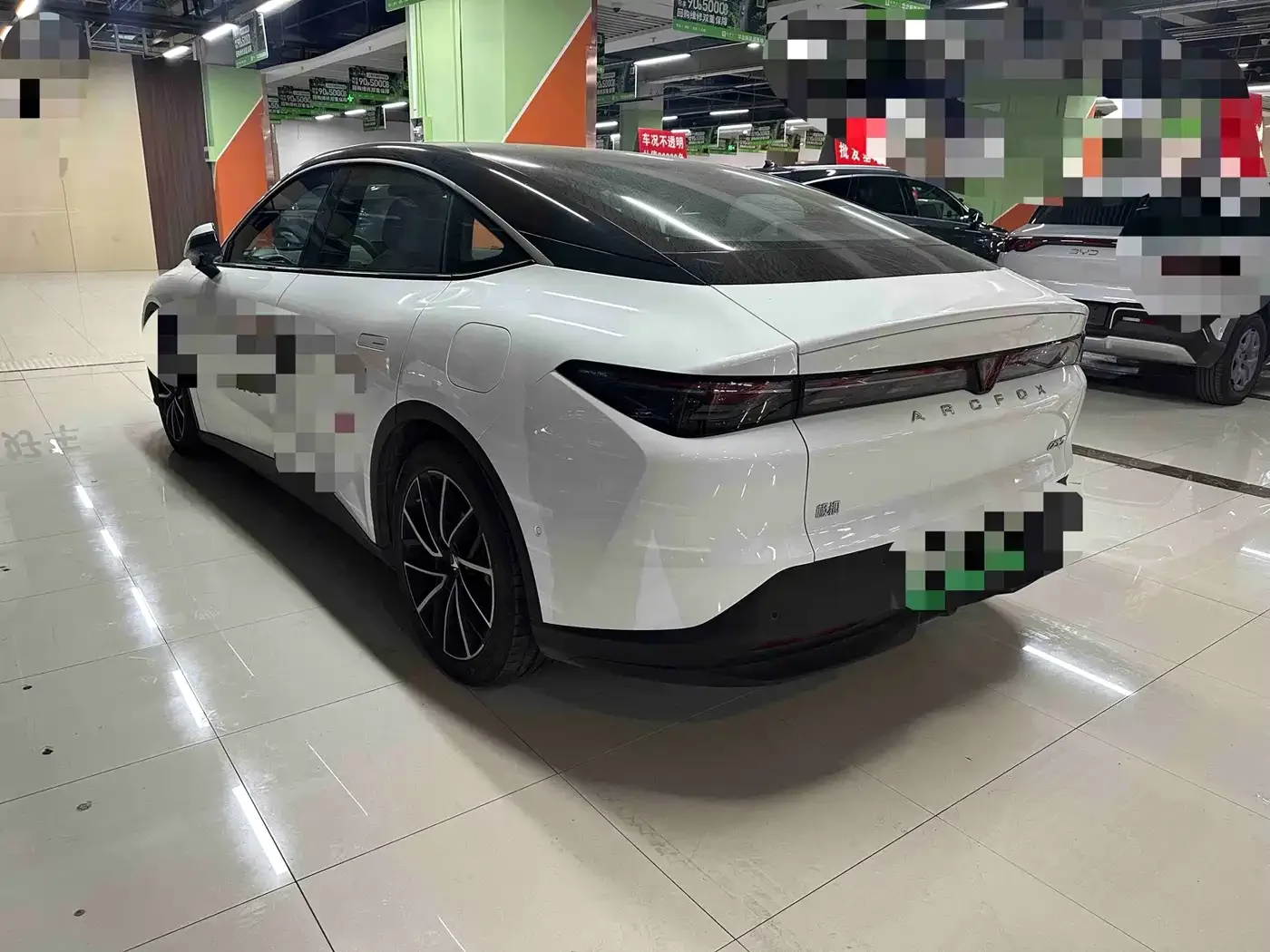 ARCFOX Arcfox Alpha S5 2025 Facelift 668MAX Divine Edition 200kW — Фото автомобиля 9