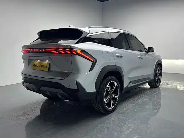 Geely Galaxy L7 — Фото автомобиля 9