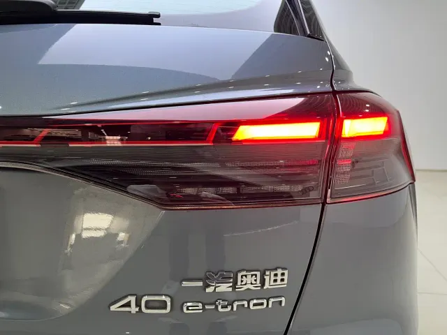 Audi Q4 e-tron — Фото автомобиля 16
