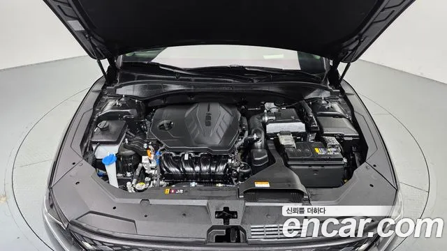 Hyundai Grandeur New — Фото автомобиля 9