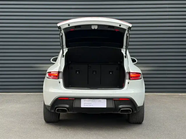 Porsche Macan — Фото автомобиля 8