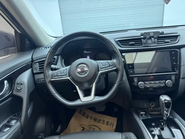 Nissan X-Trail — Фото автомобиля 14