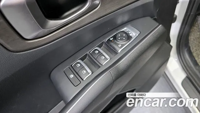 Kia Sorento Новый Sorento 4 поколение Бензин 2.5T 2WD — Фото автомобиля 13