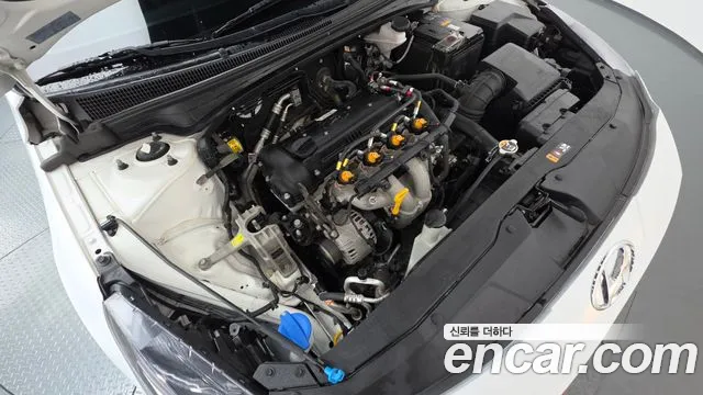 Hyundai AVANTE Avante (CN7) 1.6 LPi (Для проката) — Фото автомобиля 5
