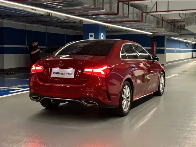Mercedes-Benz A-Class — Фото автомобиля 5