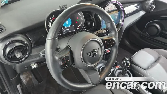 MINI Cooper — Фото автомобиля 24