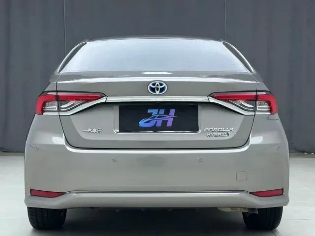Toyota Corolla — Фото автомобиля 5