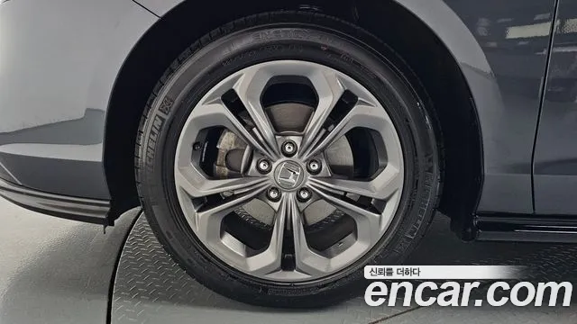 Honda Accord 1.5 Turbo — Фото автомобиля 5
