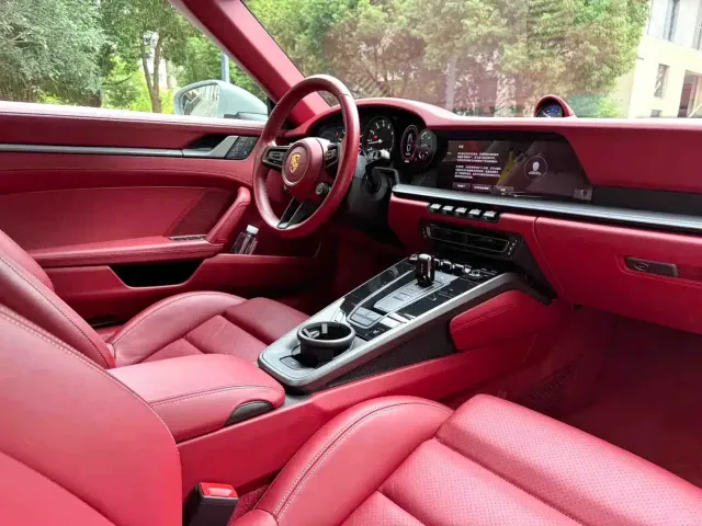 Porsche 911 — Фото автомобиля 9
