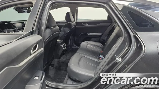 Kia K5 K5 3 поколение 2.0 LPI(Для проката) — Фото автомобиля 11