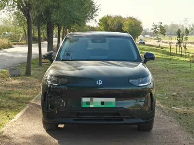 Leapmotor A10 — Фото автомобиля 2