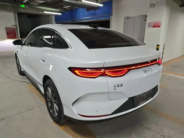 BYD Qin L — Фото автомобиля 4