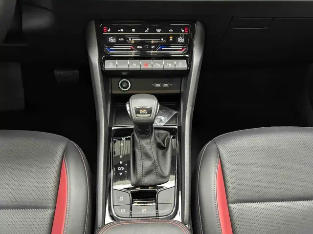 Skoda Karoq — Фото автомобиля 10