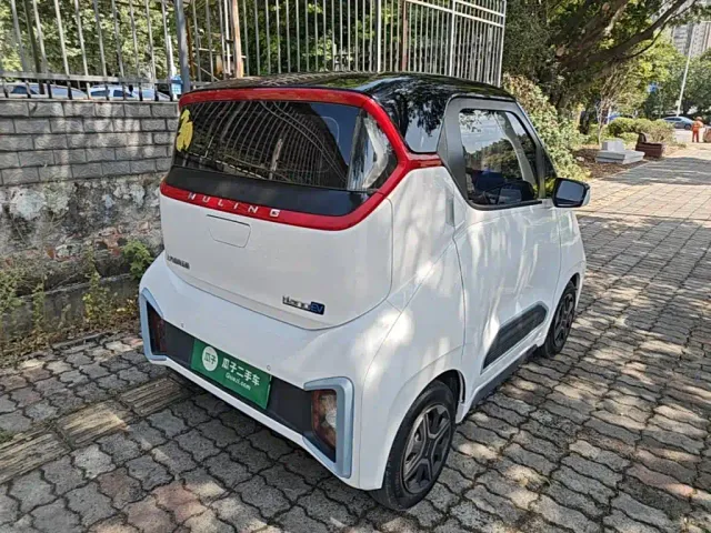 Wuling NanoEV — Фото автомобиля 6