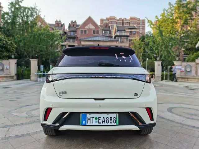 BYD Dolphin — Фото автомобиля 8