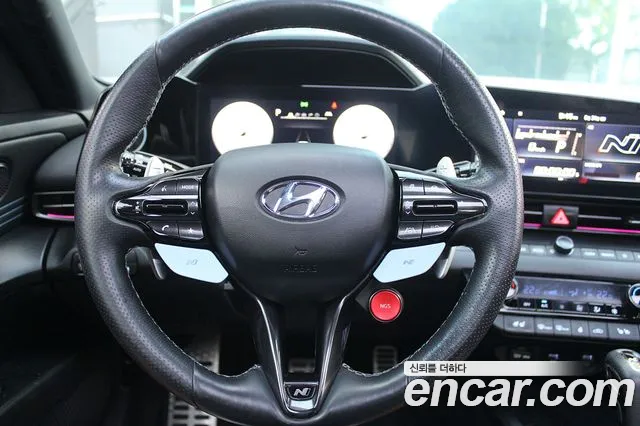 Hyundai Avante CN7 — Фото автомобиля 9
