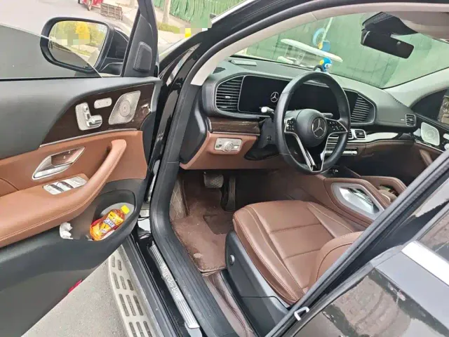 Mercedes-Benz GLE-Class — Фото автомобиля 13