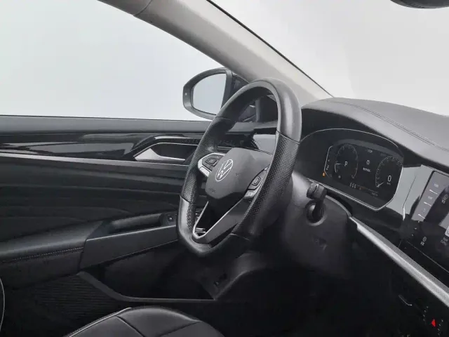 Volkswagen Passat — Фото автомобиля 22